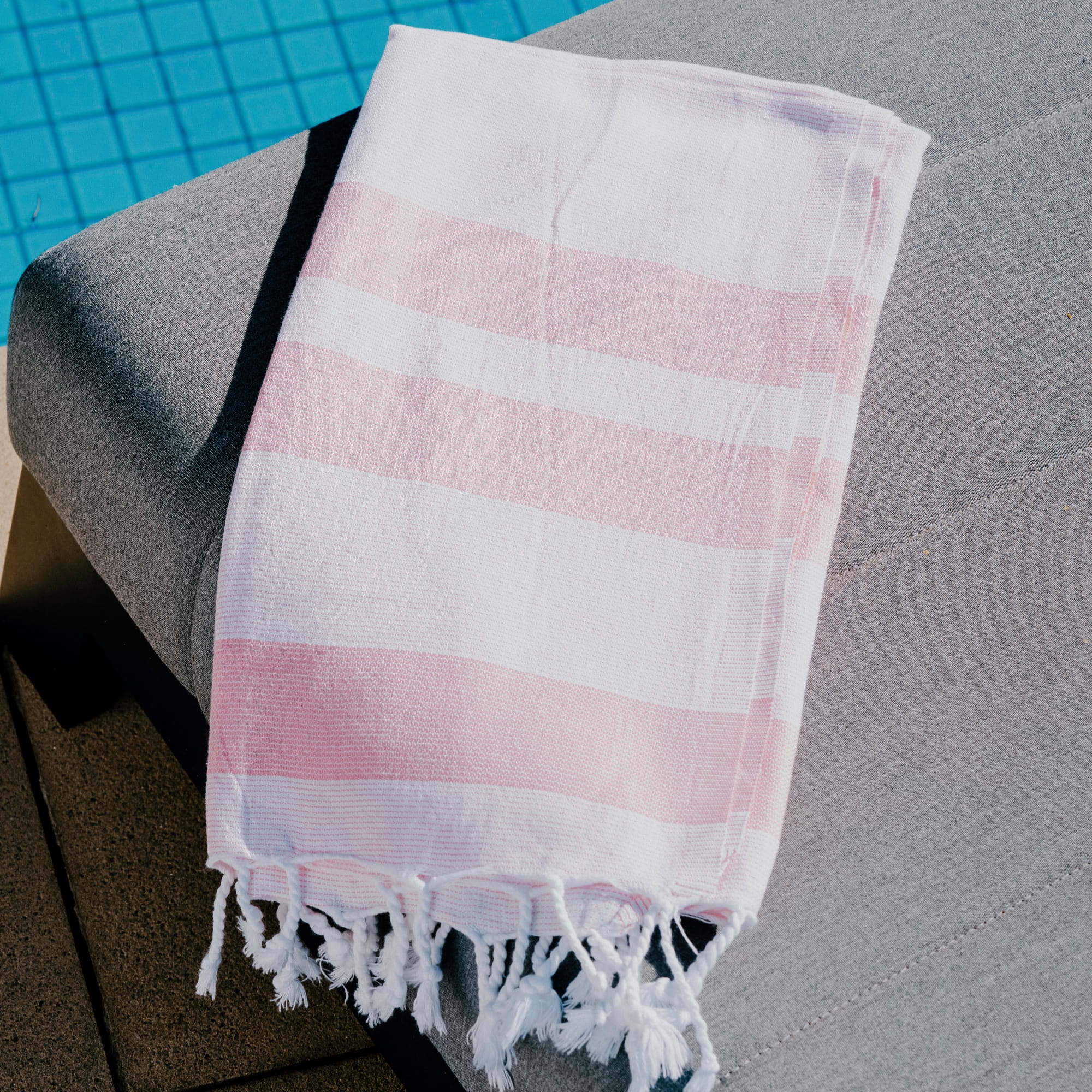 TOWEL-PINK: ST.SAJ Poolside Turkish Towel in Pink