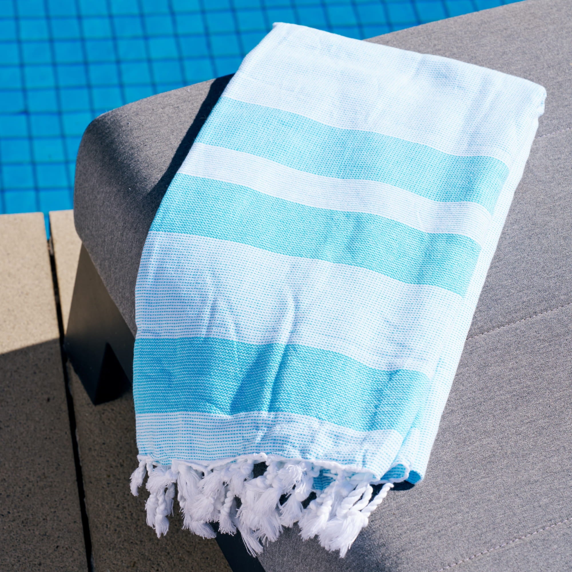 TOWEL-TURQUOISE: ST.SAJ Poolside Turkish Towel in Turquoise